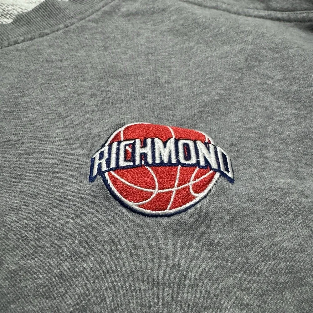 Vintage Richmond‎ Spiders Sweatshirt Mens 2XL Nike Gray College Basketball*